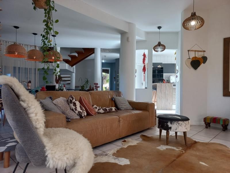 Casa, 4 quartos, 1384 m² - Foto 4