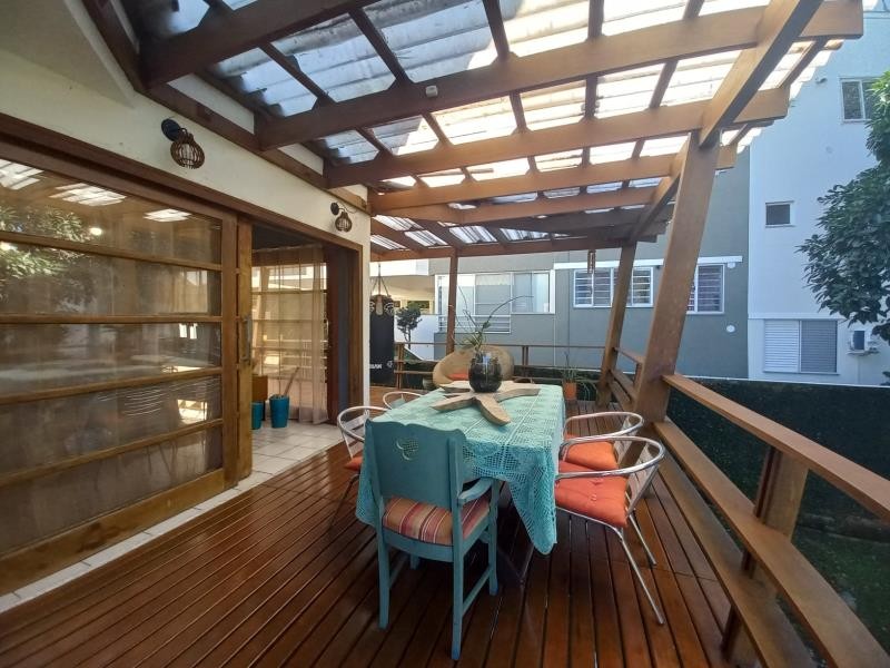 Casa, 4 quartos, 1384 m² - Foto 8