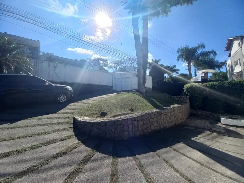 Casa, 4 quartos, 1384 m² - Foto 41