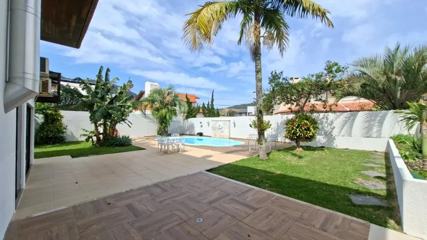 Casa, 5 quartos, 319 m² - Foto 4