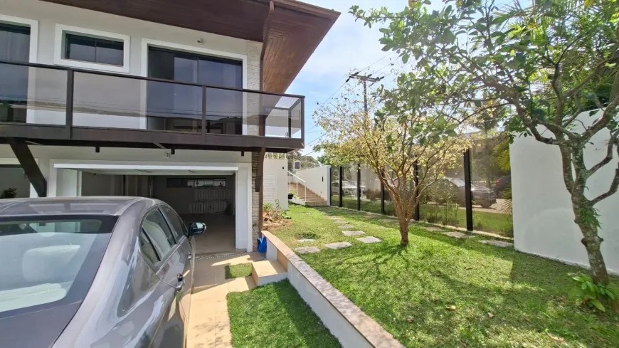 Casa, 5 quartos, 319 m² - Foto 2