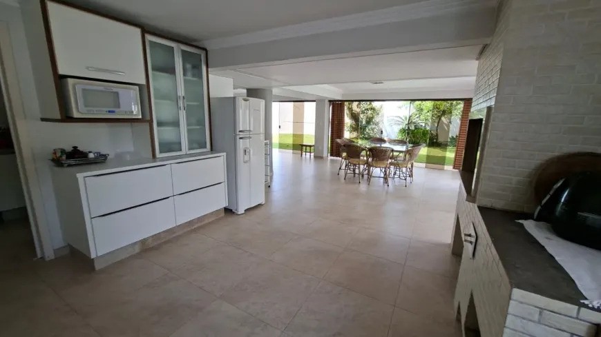 Casa, 5 quartos, 319 m² - Foto 9